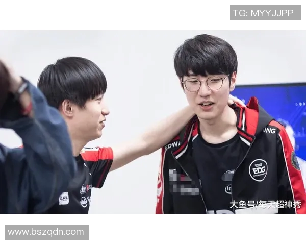 CSGO战术解析:深入探讨EDG战队的进攻策略与执行技巧 CSGO战术解析:深入探讨EDG战队的进攻策略与执行技巧