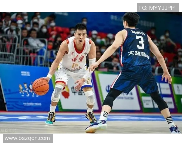 广州篮球队转换打法深度分析与战术优势探讨 广州篮球队转换打法深度分析与战术优势探讨