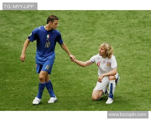 成都羽毛球队逆袭之旅揭秘世界杯背后的奋斗与荣耀 成都羽毛球队逆袭之旅揭秘世界杯背后的奋斗与荣耀