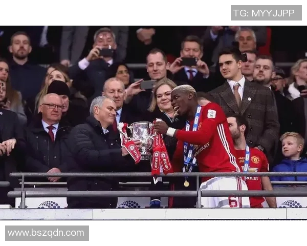 串耳胡足球明星的传奇故事与场上风采全解析